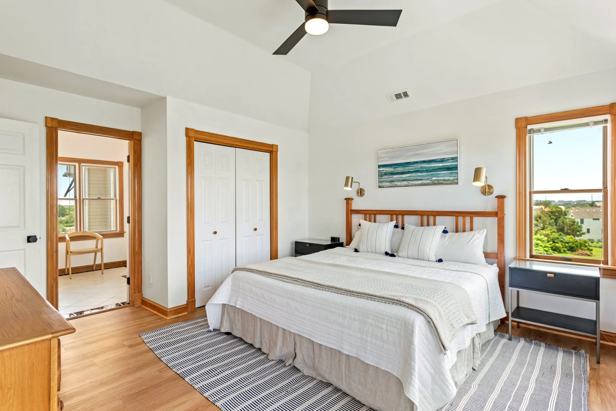 Guest bedroom